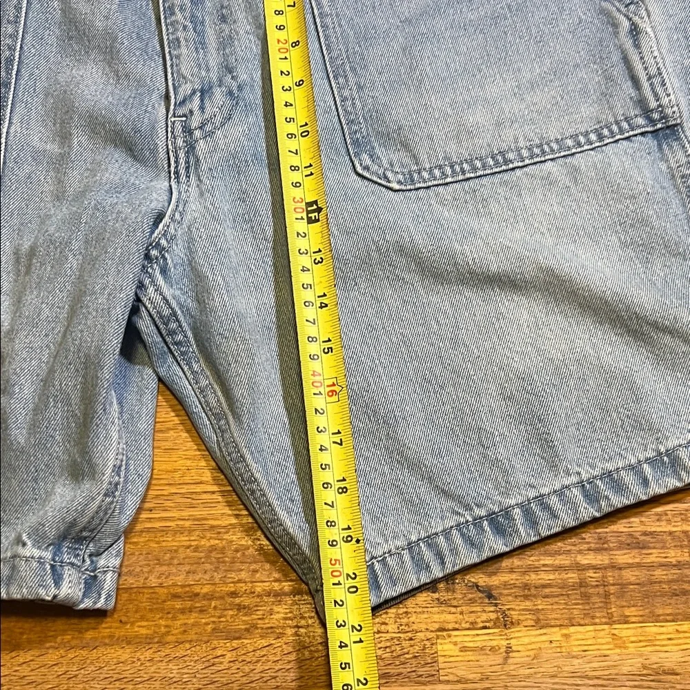 Levi Strauss Men 38 Light Blue Denim Deep‎ Pocket 100% Cotton Jean Shorts